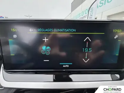 Photo 19 Peugeot 208  Electrique 50 kWh 136ch