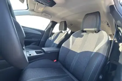 Photo 8 Peugeot 308  BlueHDi 130ch S&S EAT8