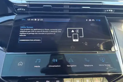 Photo 18 Peugeot 308  BlueHDi 130ch S&S EAT8