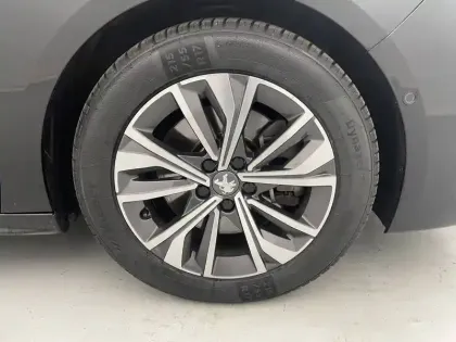 Photo 17 Peugeot 508  SW Hybrid 225 e-EAT8