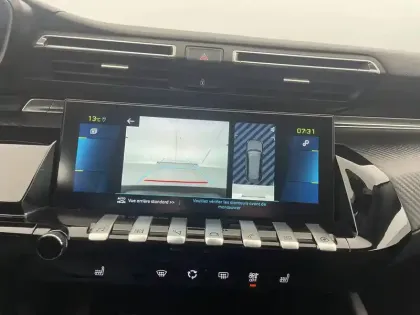 Photo 25 Peugeot 508  SW Hybrid 225 e-EAT8