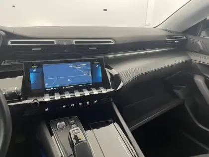 Photo 31 Peugeot 508  SW Hybrid 225 e-EAT8