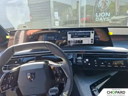 Photo 9 Peugeot 5008  Hybrid 145 ch e-DCS6