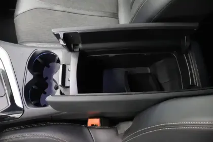 Photo 20 Peugeot 5008  PureTech 130ch S&S BVM6