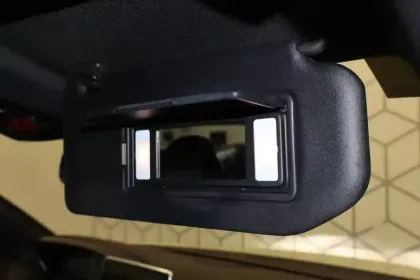 Photo 37 Peugeot 5008  PureTech 130ch S&S BVM6