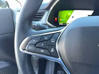 Photo 46 Renault Symbioz  E-Tech full hybrid 145