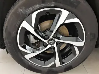 Photo 12 Citroën C5 aircross  BlueHDi 130 S&S BVM6