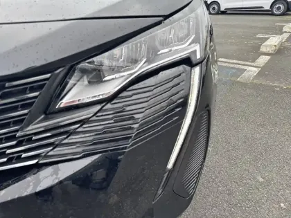 Photo 35 Peugeot 3008  Hybrid 225 e-EAT8