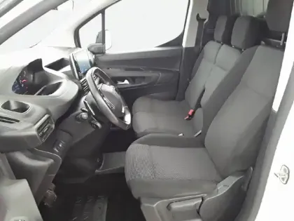 Photo 59 Peugeot Partner  FOURGON M 650 KG BLUEHDI 130 S&S EAT8