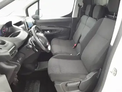 Photo 58 Peugeot Partner  FOURGON M 650 KG BLUEHDI 130 S&S EAT8