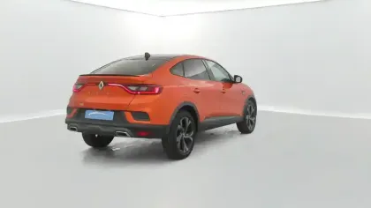 Photo 44 Renault Arkana  TCe 140 EDC FAP