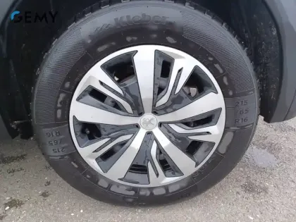 Photo 10 Peugeot 2008  Electrique 136 ch