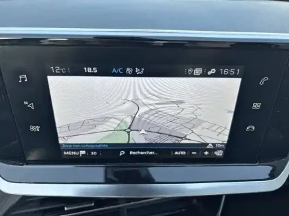 Photo 38 Peugeot 208 Gén. II Ph1 Allure 5