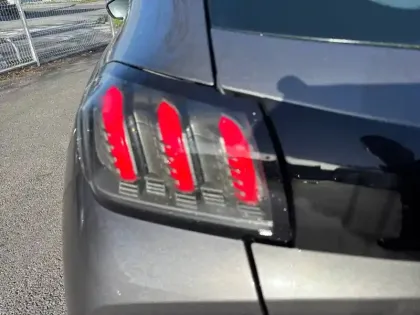 Photo 37 Peugeot 208 Gén. II Ph1 Allure 5