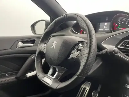 Photo 64 Peugeot 308  PureTech 130ch S&S BVM6