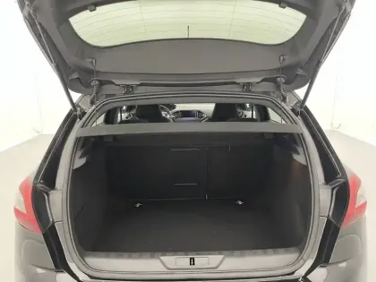 Photo 12 Peugeot 308  PureTech 130ch S&S BVM6