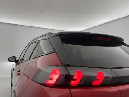 Photo 27 Peugeot 2008  BlueHDi 100 S&S BVM6