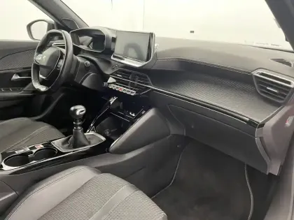 Photo 30 Peugeot 2008  BlueHDi 100 S&S BVM6