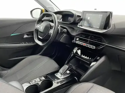 Photo 23 Peugeot 208  PureTech 100 S&S EAT8