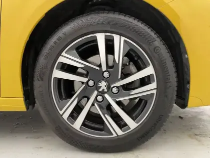 Photo 48 Peugeot 208  PureTech 100 S&S EAT8