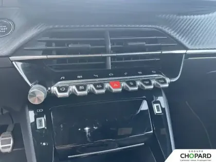 Photo 13 Peugeot 2008  Electrique 136 ch