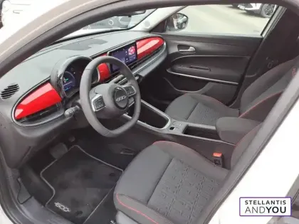 Photo 11 Fiat 600 e 54 kWh 156 ch