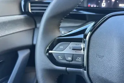 Photo 22 Peugeot 308 Gén. III Ph1 Allure 5