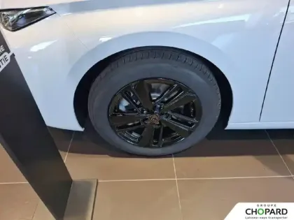 Photo 11 Peugeot 308  Hybrid 145 e-DCS6