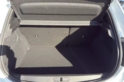 Photo 9 Peugeot 208  Hybrid 110 ch e-DCS6