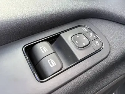 Photo 8 Mercedes Sprinter Gén. III Ph1 Evo2 Pro 4