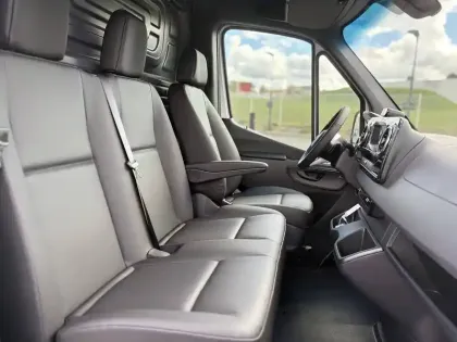 Photo 6 Mercedes Sprinter Gén. III Ph1 Evo2 Pro 4