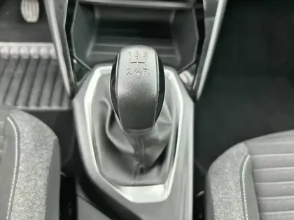 Photo 13 Peugeot 208  PureTech 75 S&S BVM5