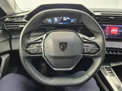 Photo 76 Peugeot 308  BlueHDi 130ch S&S EAT8