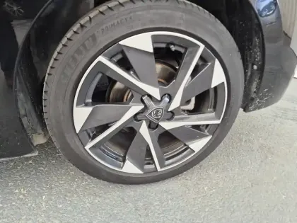 Photo 71 Peugeot 308  BlueHDi 130ch S&S EAT8