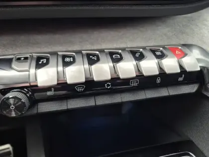 Photo 29 Peugeot 3008 Gén. II Ph2 NG GT 5