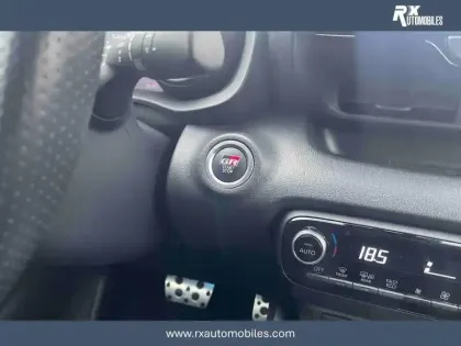 Photo 38 Toyota Yaris  Hybride 116h