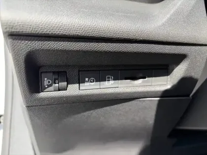 Photo 17 Peugeot 308  PHEV 180 e-EAT8