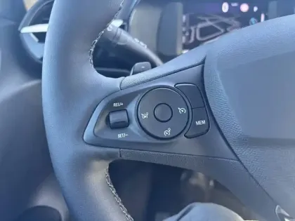 Photo 19 Opel Corsa  1.2 Turbo Hybrid 136 ch e-DCT6