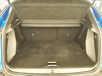 Photo 29 Peugeot 2008  Electrique 136 ch