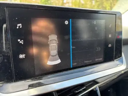 Photo 14 Peugeot 2008  PureTech 130 S&S EAT8