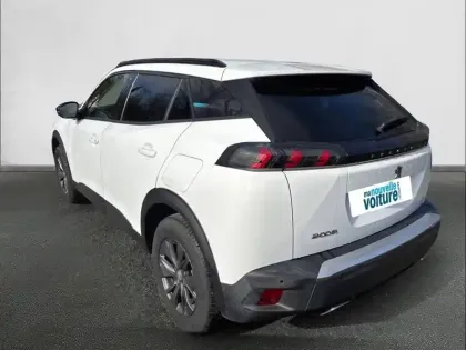 Photo 6 Peugeot 2008  PureTech 130 S&S EAT8