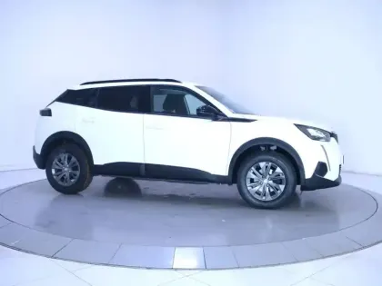 Photo 43 Peugeot 2008  PureTech 130 S&S EAT8