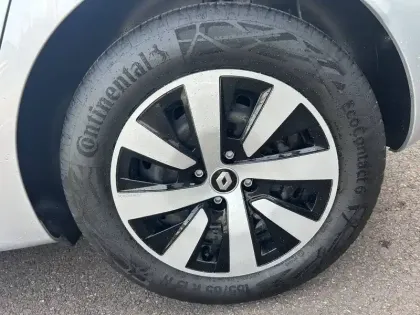 Photo 13 Renault Clio  TCe 90