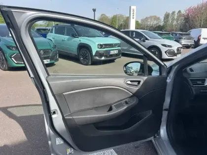 Photo 19 Renault Clio  TCe 90