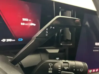 Photo 12 Renault Megane Gén. V (HCB) Ph1 Techno opt es Alpine 5