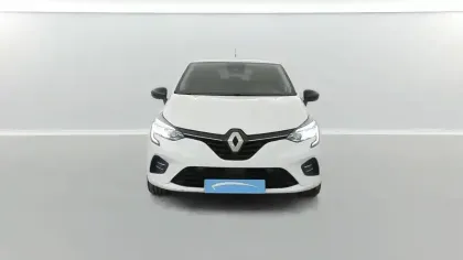 Photo 57 Renault Clio  E-Tech full hybrid 145