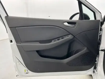 Photo 34 Renault Clio Gén. V (BJA) Ph2 Evolution 5