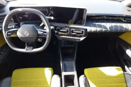 Photo 8 Renault 5 Renault  E-Tech Electrique 10 ch autonomie confort