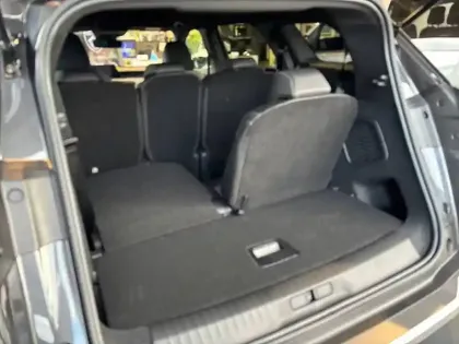 Photo 22 Peugeot 5008  Hybrid 145 e-DCS6