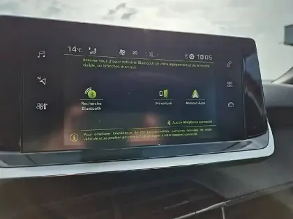 Photo 21 Peugeot 2008  PureTech 130 S&S BVM6